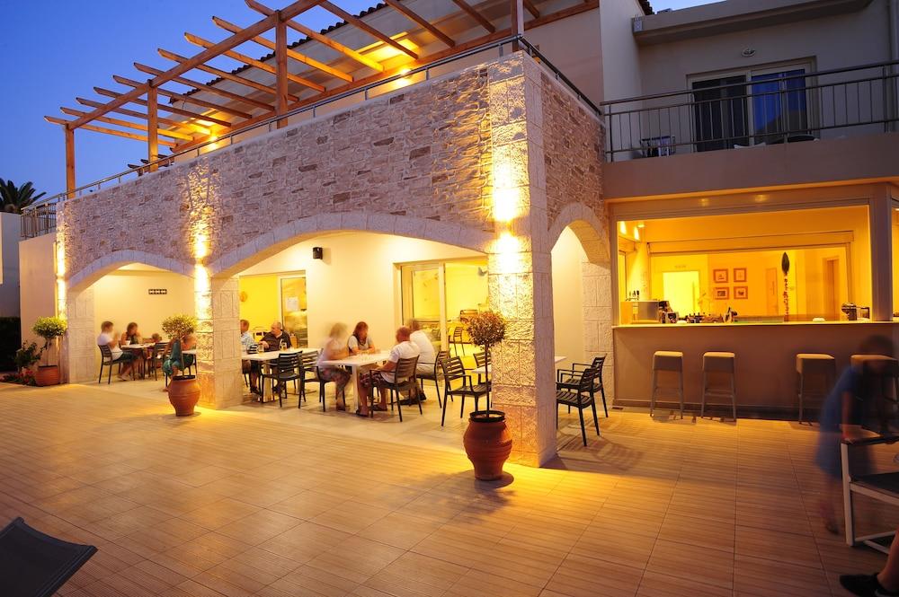 Maravel Star Art Hotel Αδελιανός Κάμπος Εξωτερικό φωτογραφία